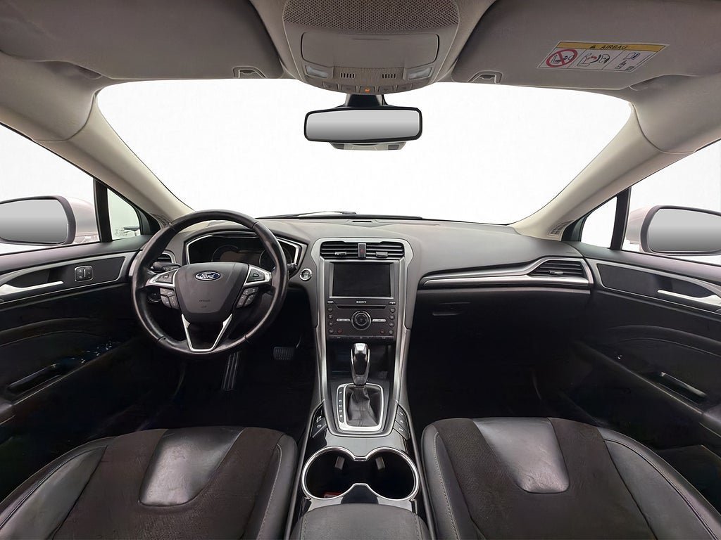 Vehicle Image 21