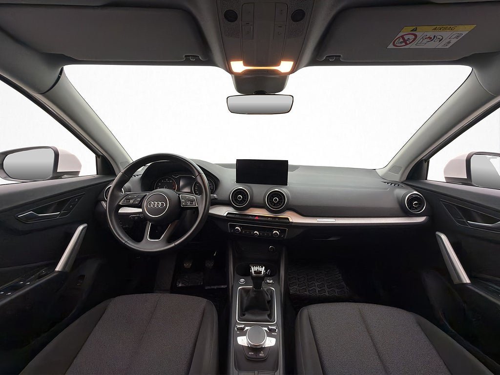 Vehicle Image 23