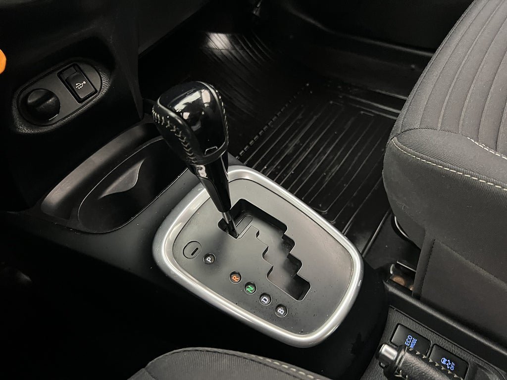 Vehicle Image 18