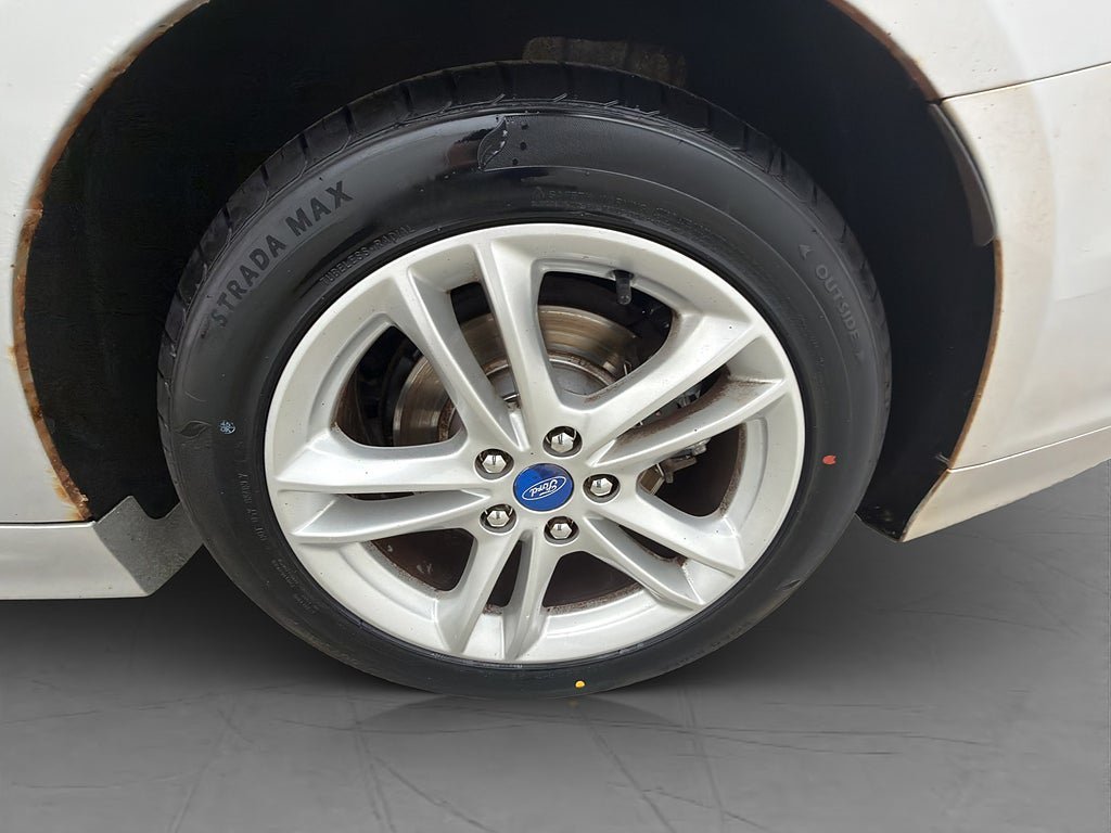 Vehicle Image 30