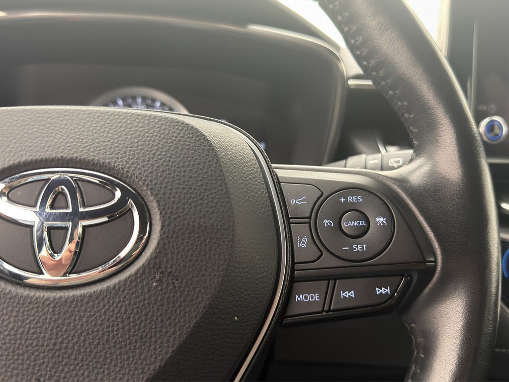 Vehicle Image 15