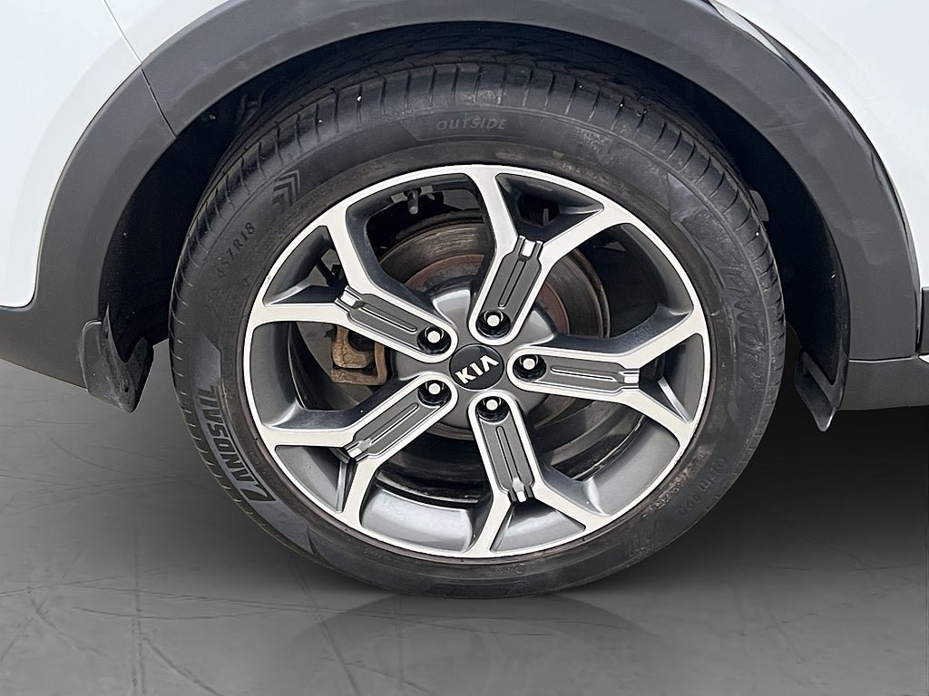 Vehicle Image 31