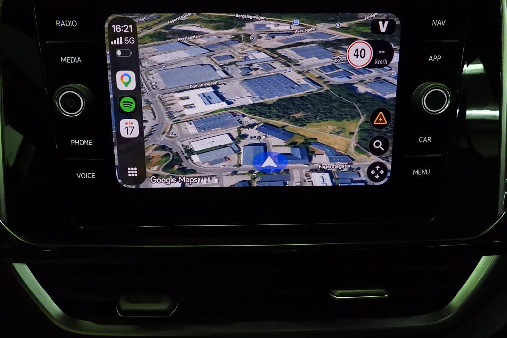 Vehicle Image 30