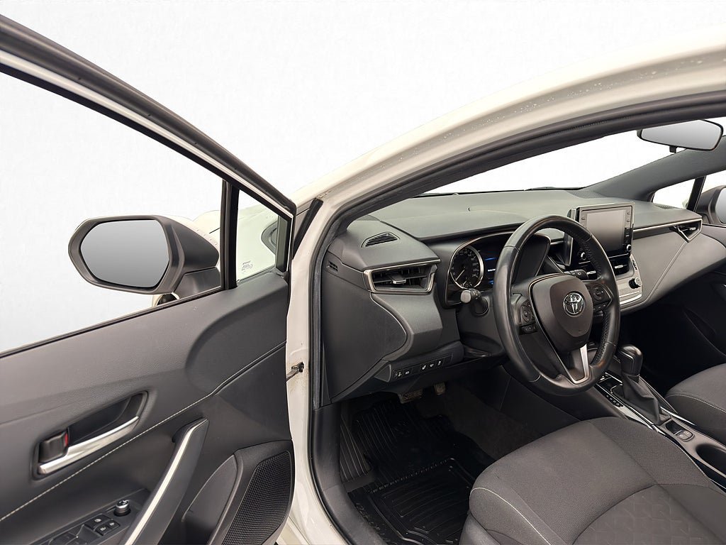 Vehicle Image 10