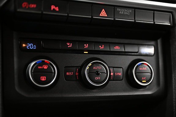Vehicle Image 29