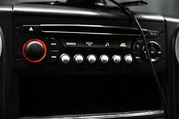 Vehicle Image 27