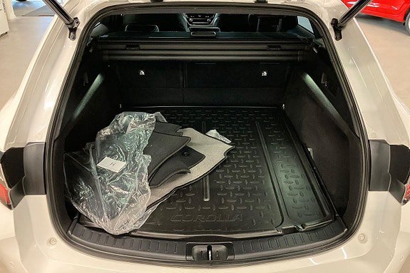 Vehicle Image 21