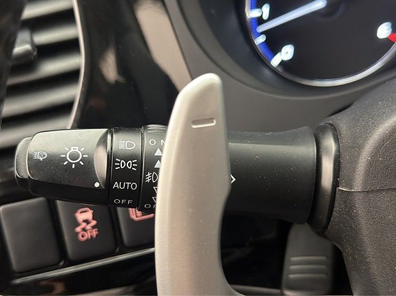 Vehicle Image 26