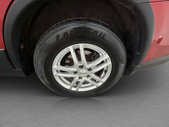 Vehicle Image 32