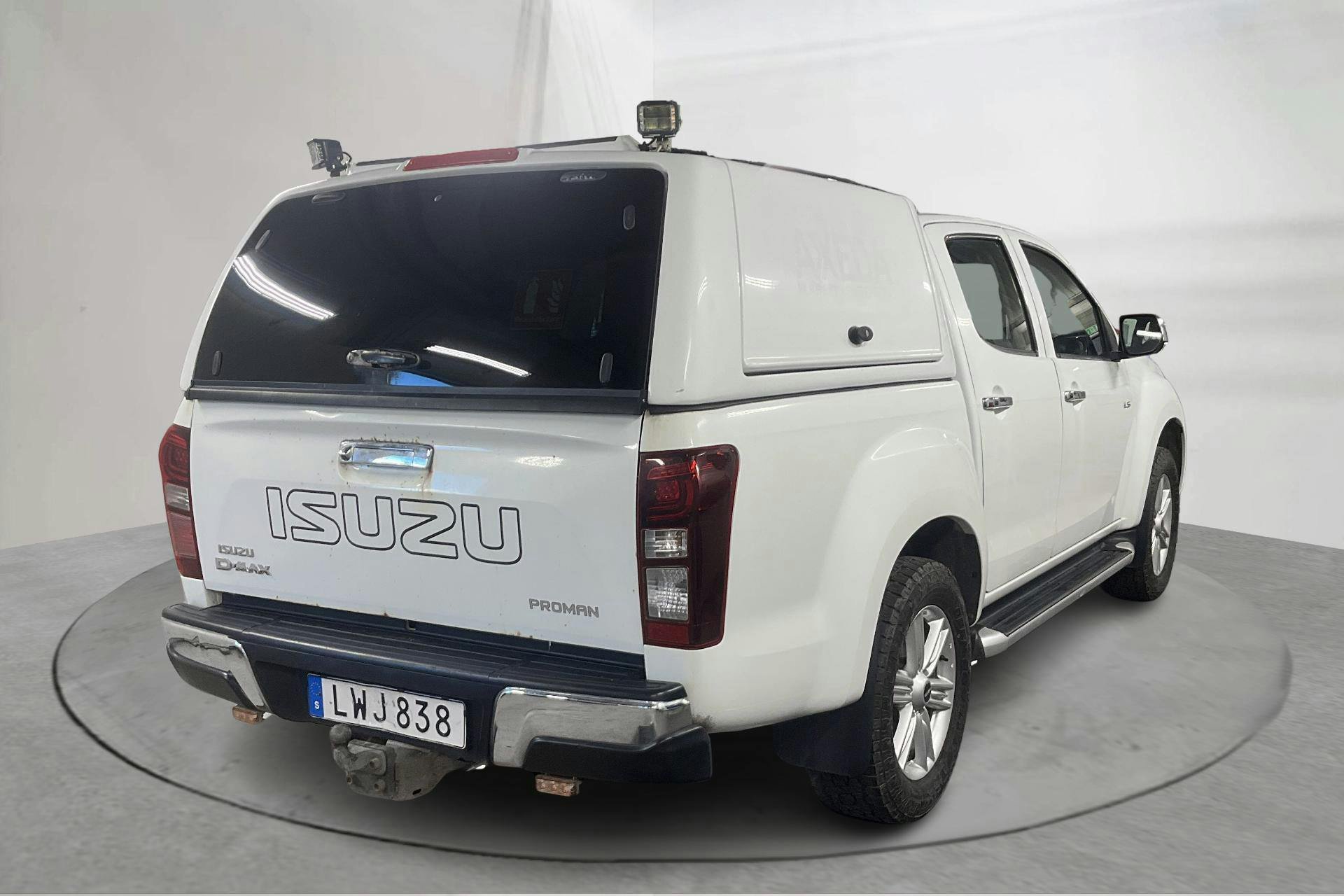 Vehicle Image 3