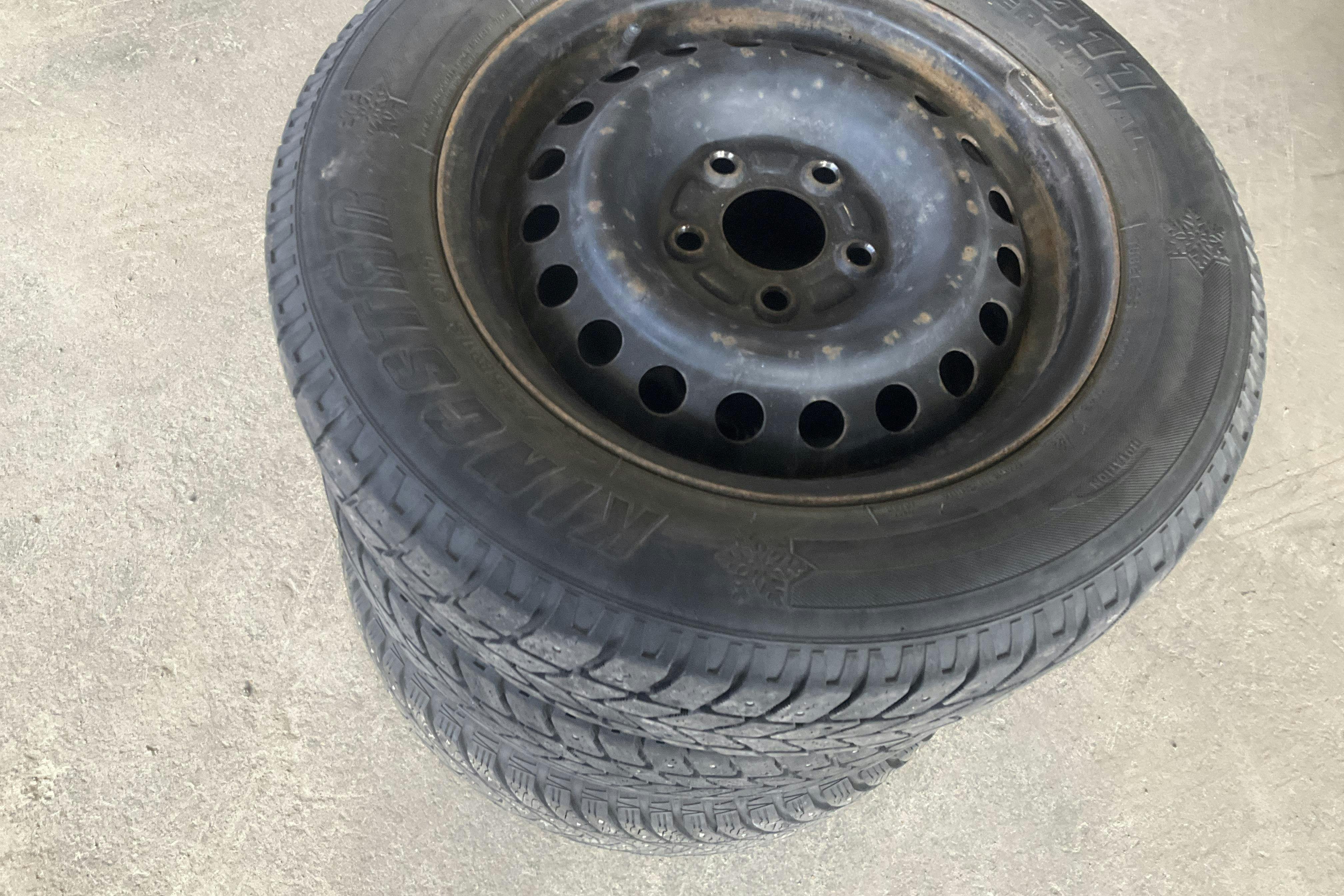 Vehicle Image 14
