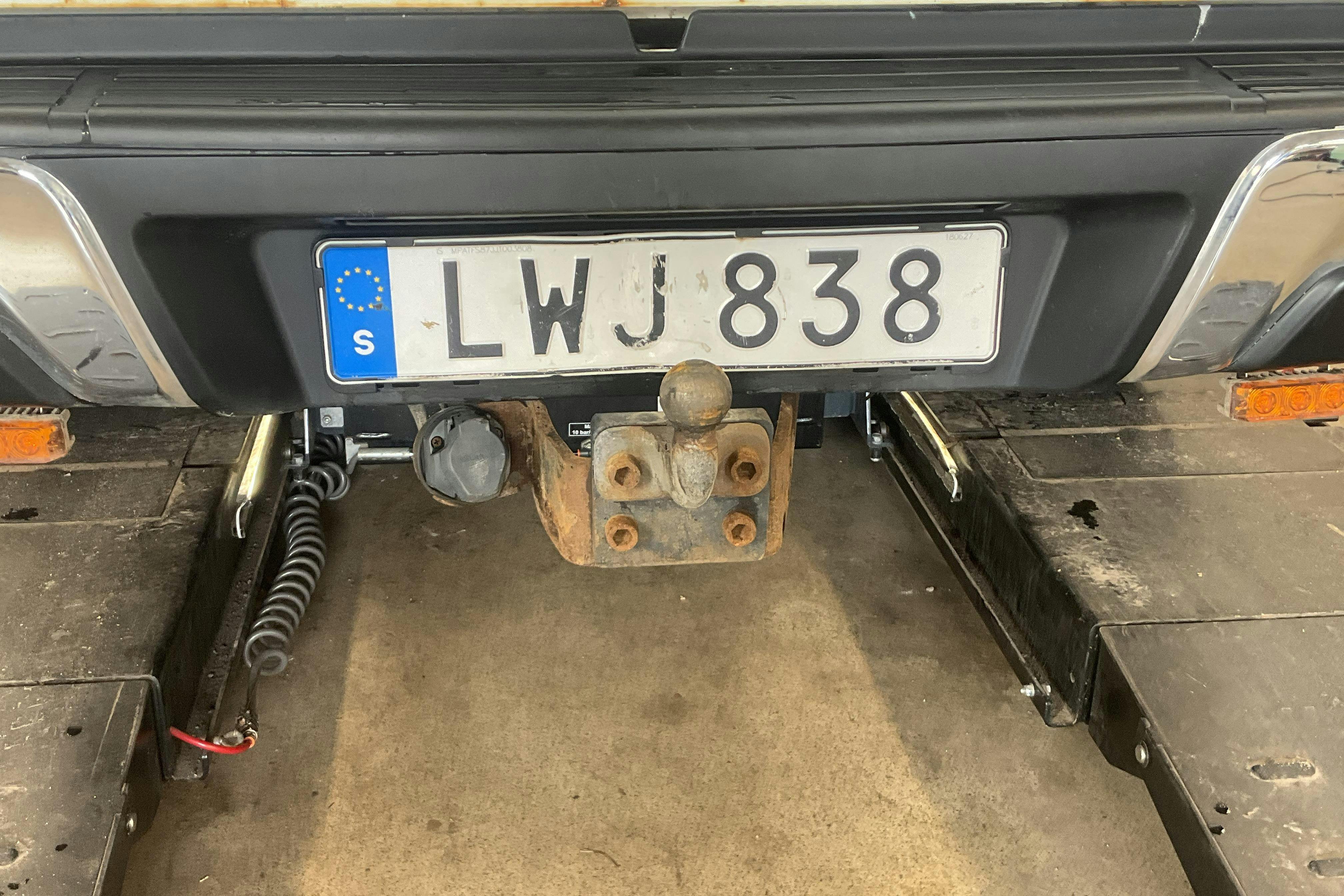 Vehicle Image 14