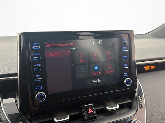 Vehicle Image 16