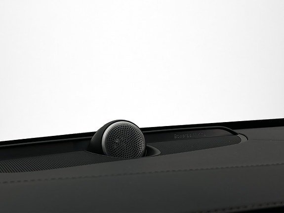 Vehicle Image 27