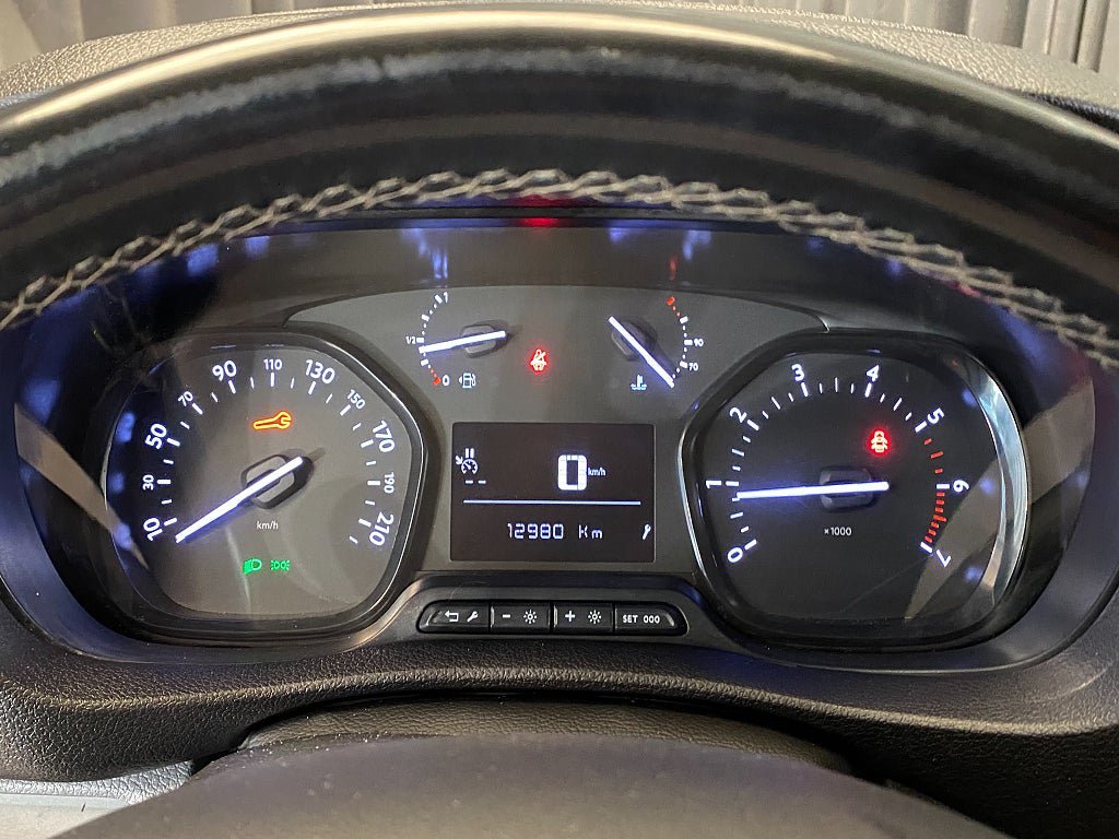 Vehicle Image 40