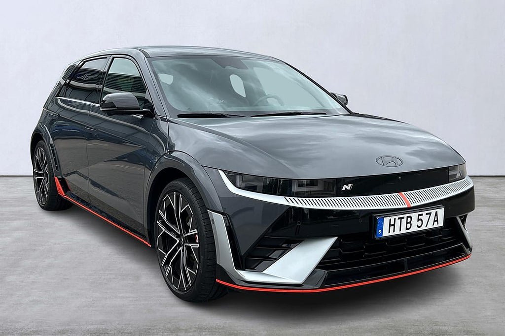 Vehicle Image 6