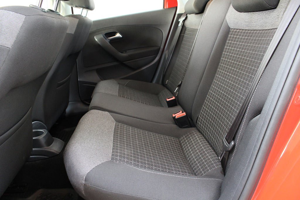 Vehicle Image 13