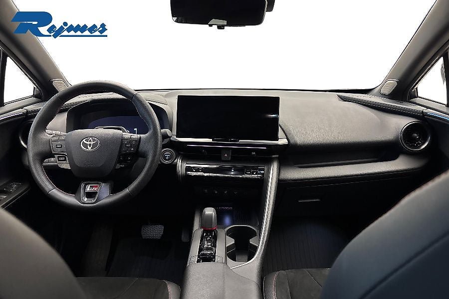 Vehicle Image 7