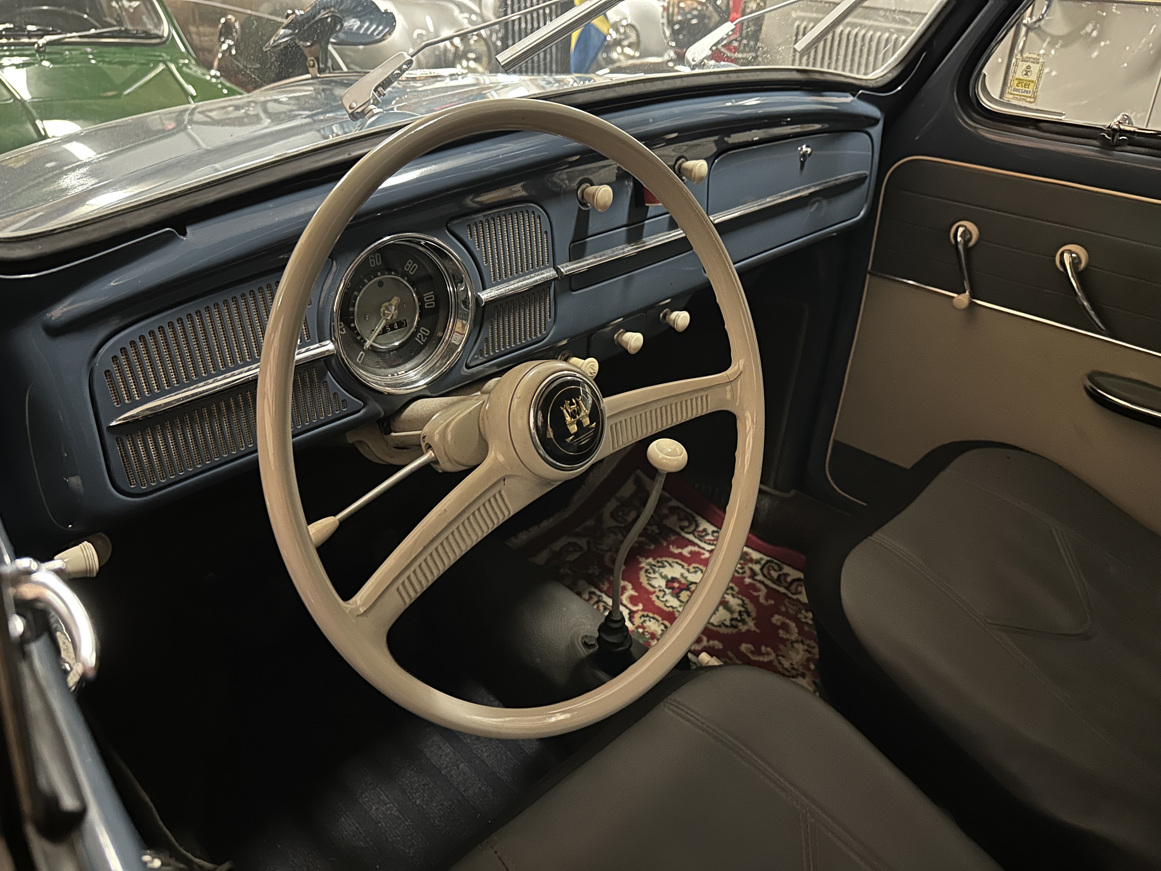 Vehicle Image 15