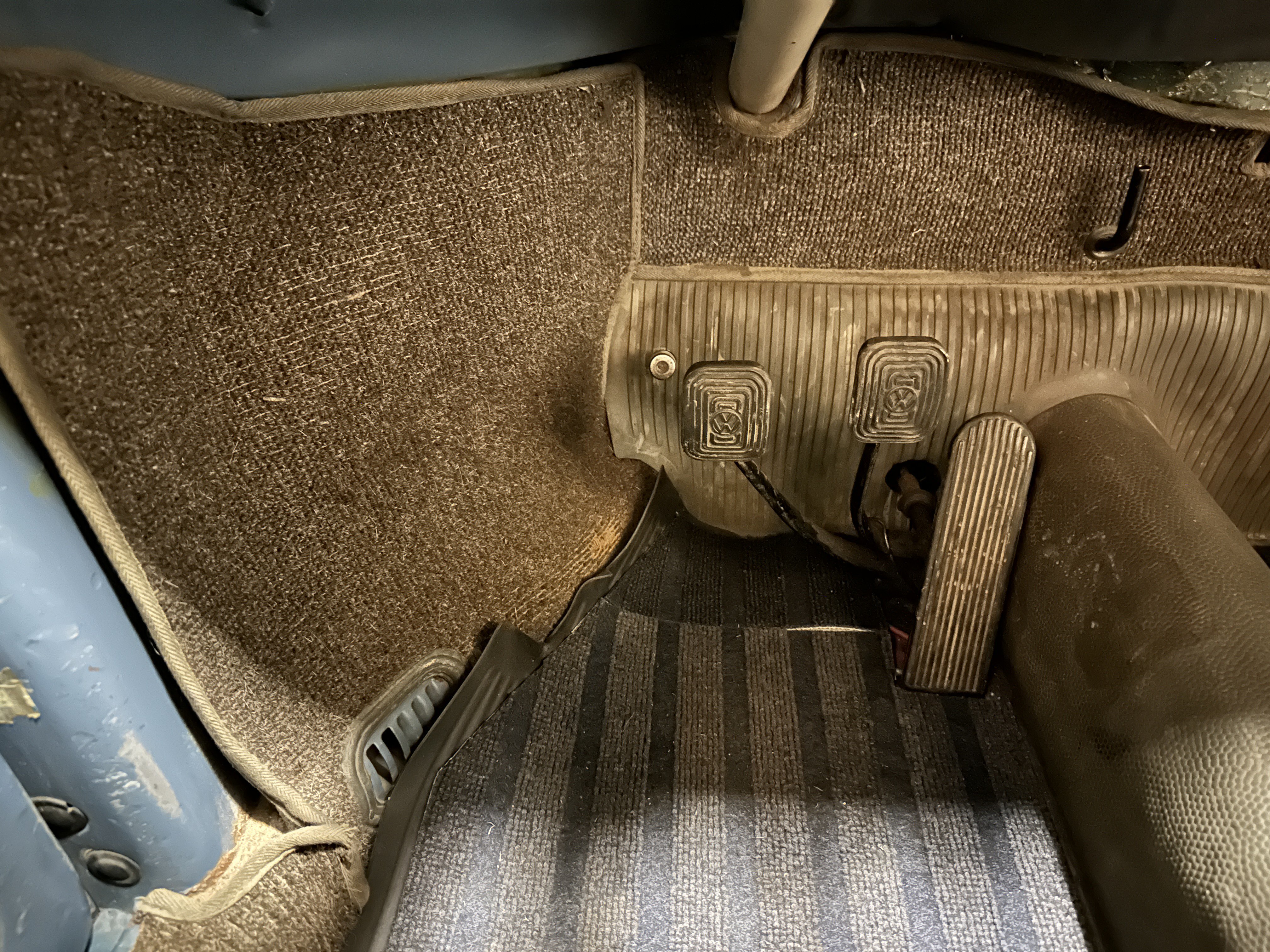 Vehicle Image 24