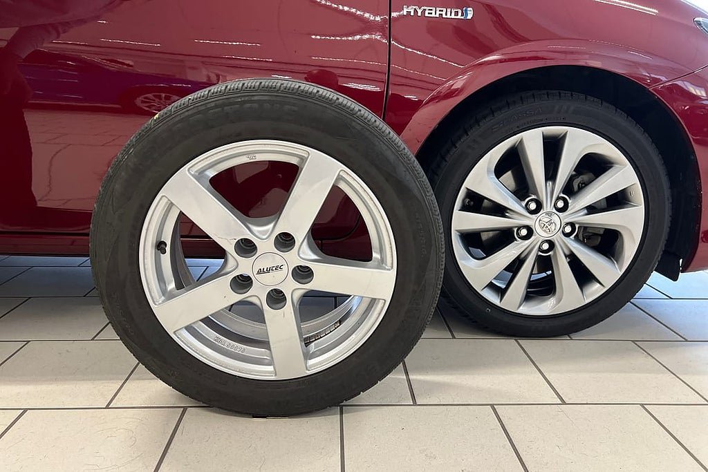 Vehicle Image 21