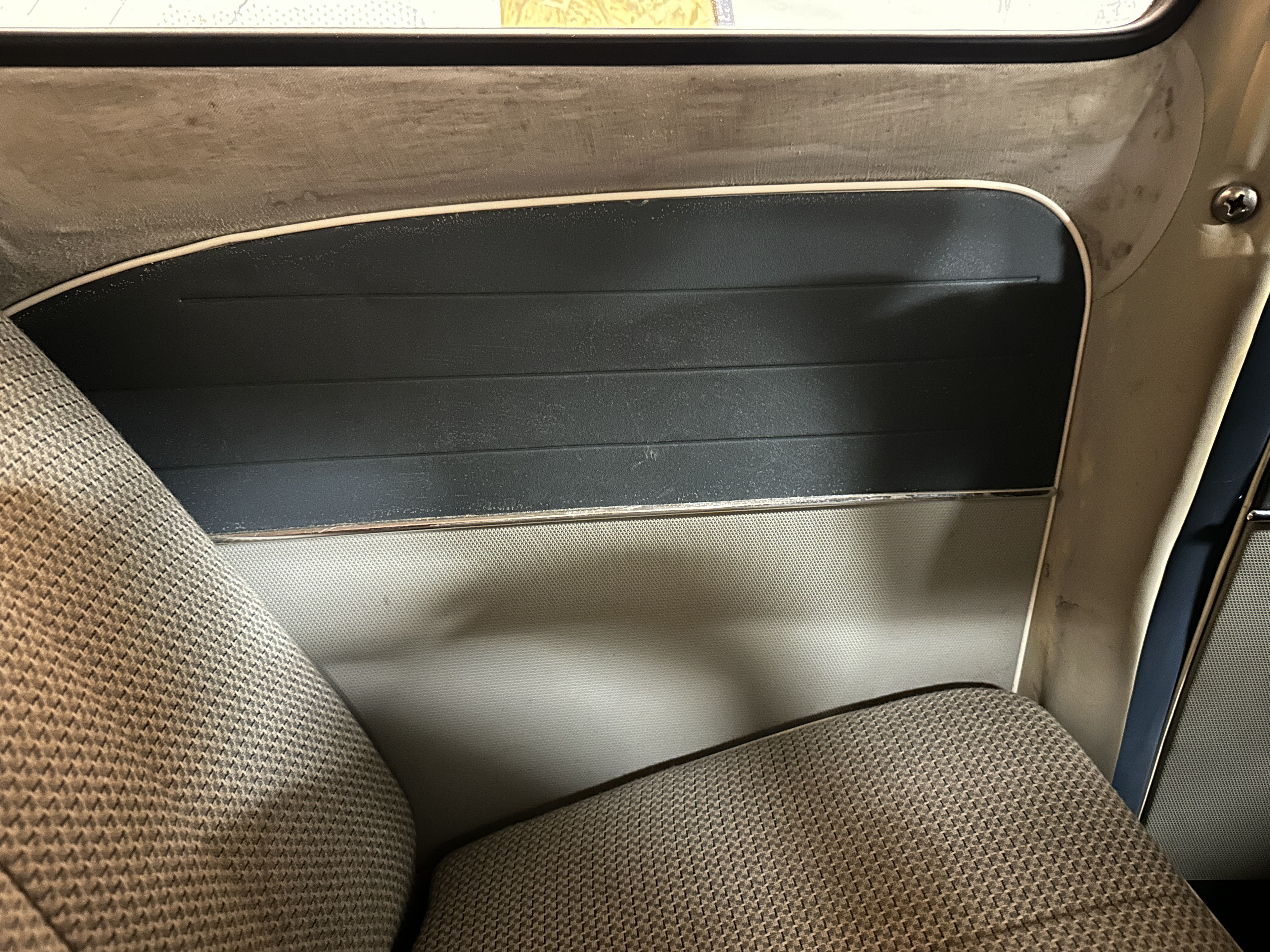 Vehicle Image 38