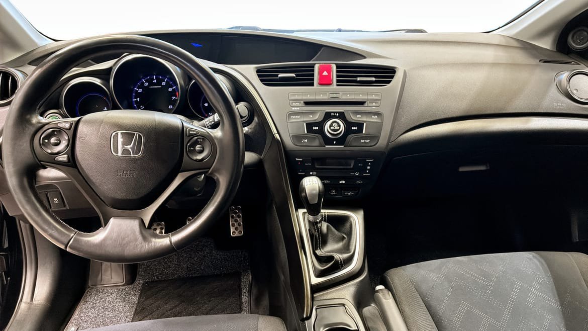 Vehicle Image 10