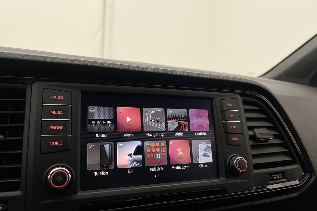 Vehicle Image 23