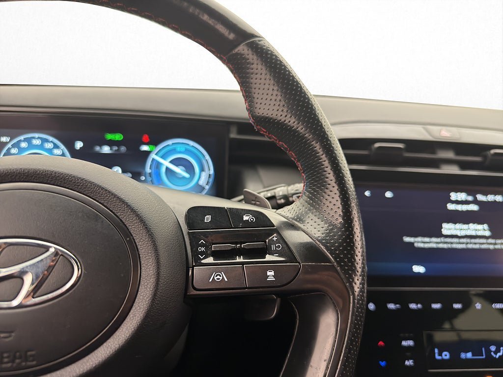 Vehicle Image 17