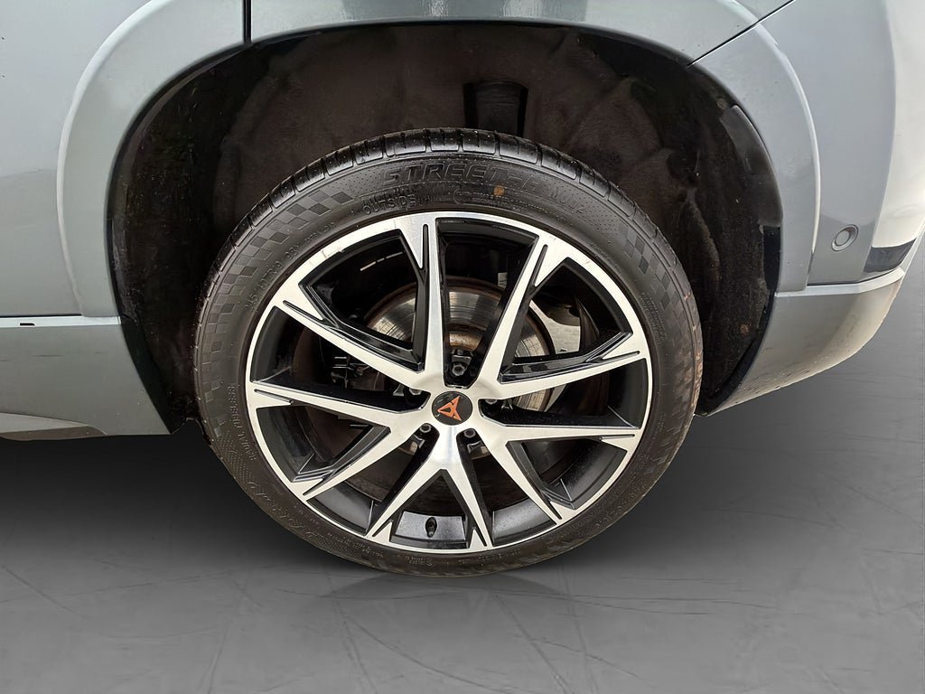 Vehicle Image 35