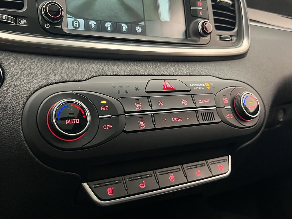 Vehicle Image 26