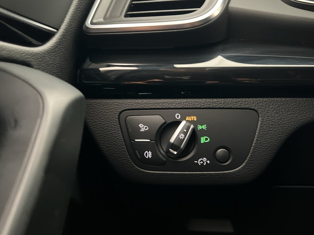 Vehicle Image 34