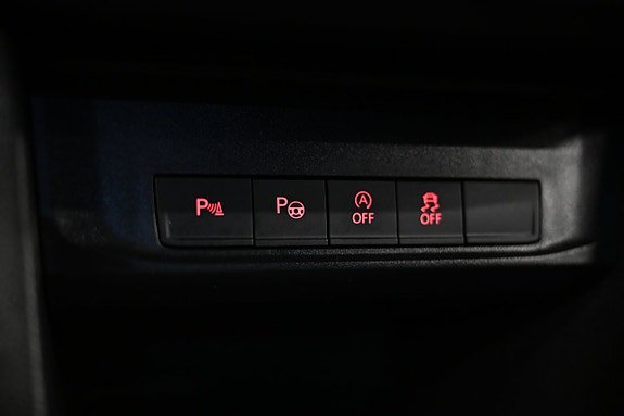 Vehicle Image 29