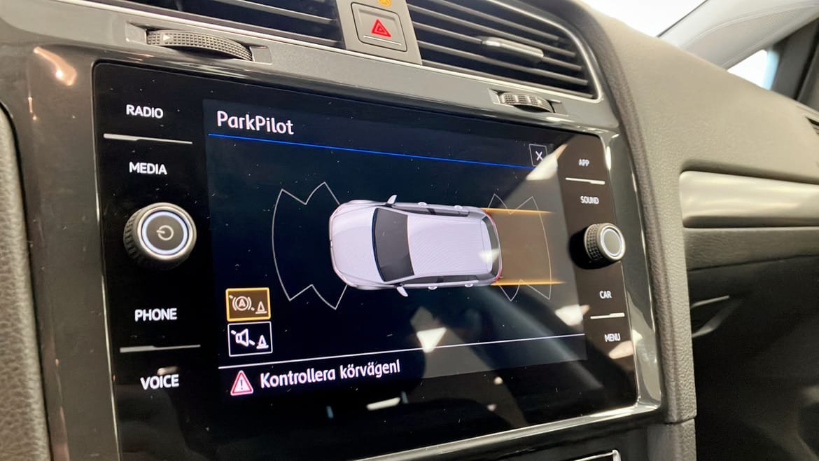 Vehicle Image 9