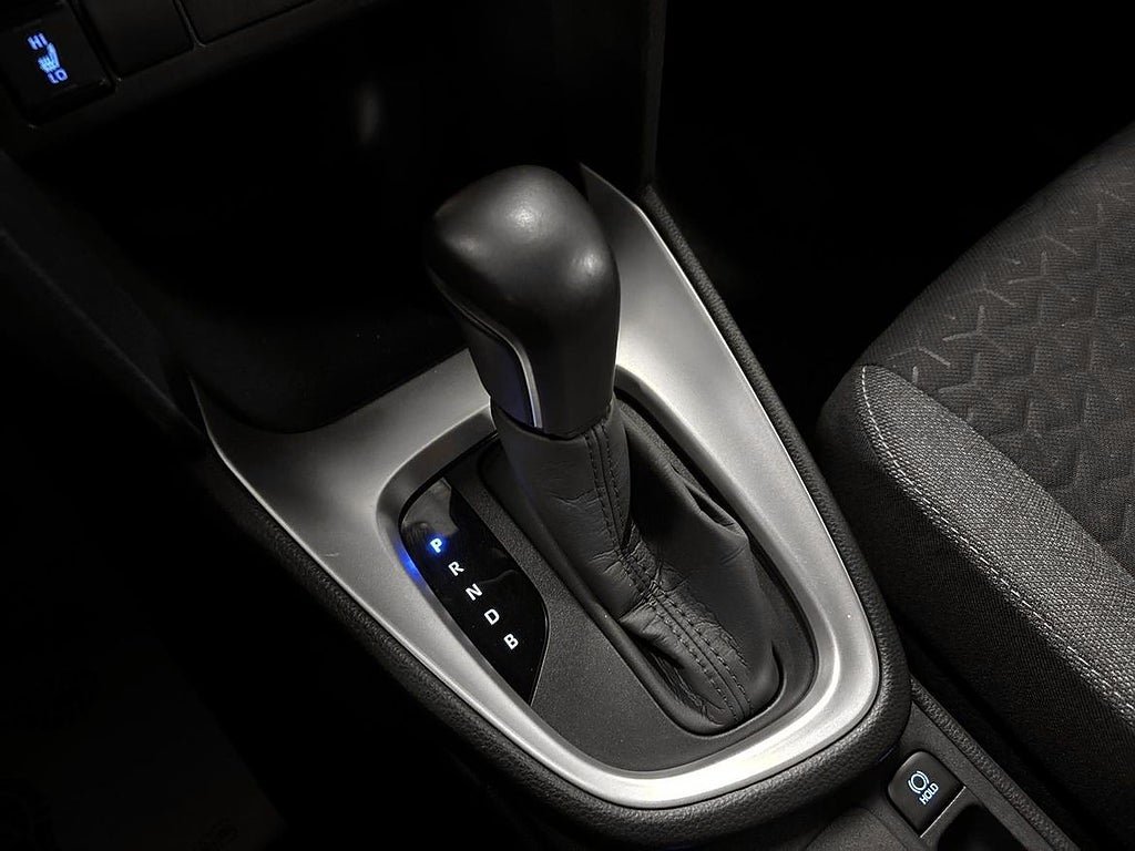 Vehicle Image 18