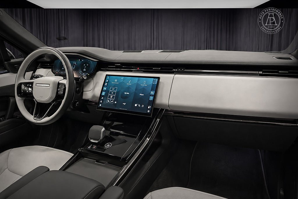 Vehicle Image 9