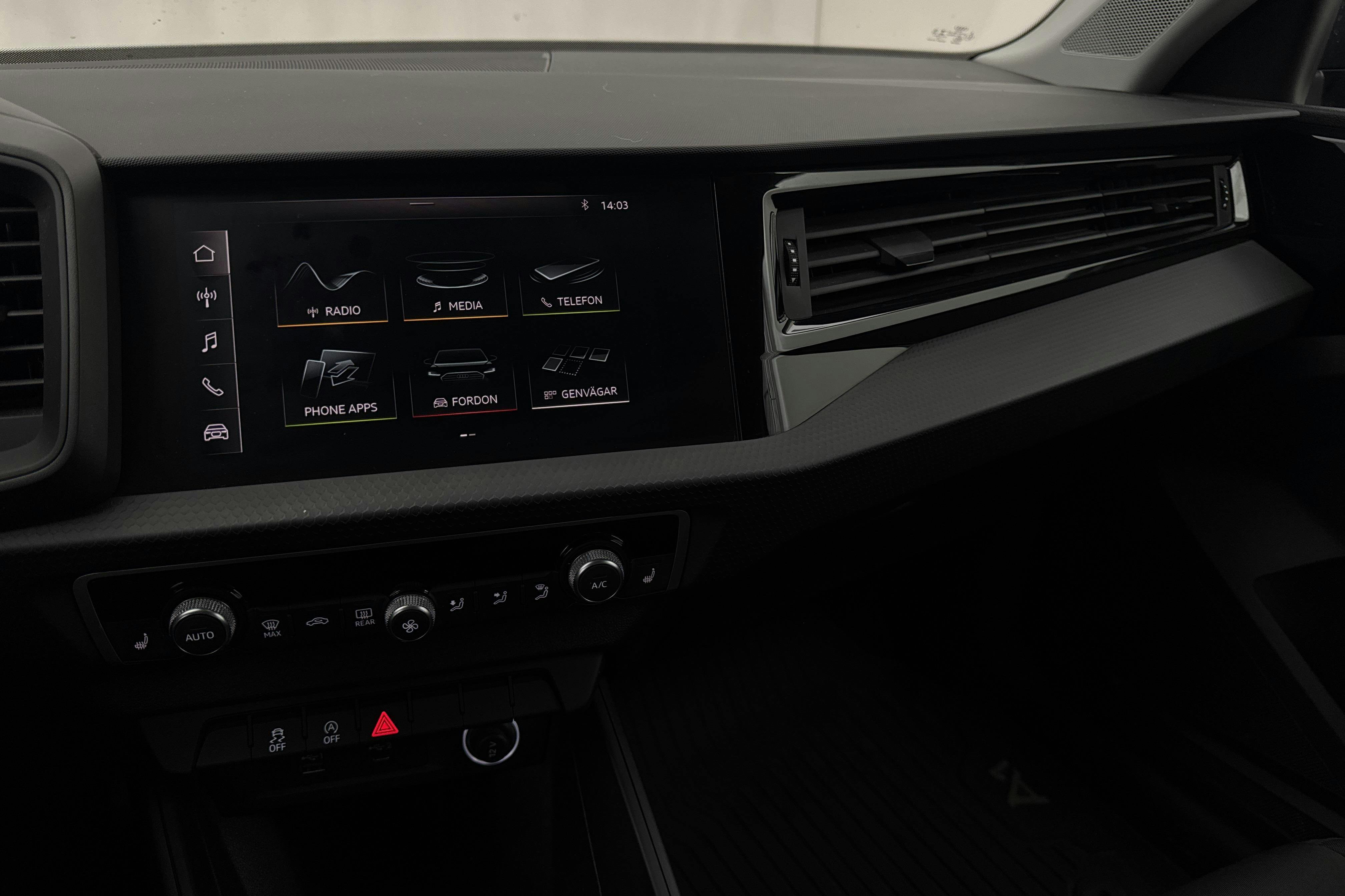 Vehicle Image 11