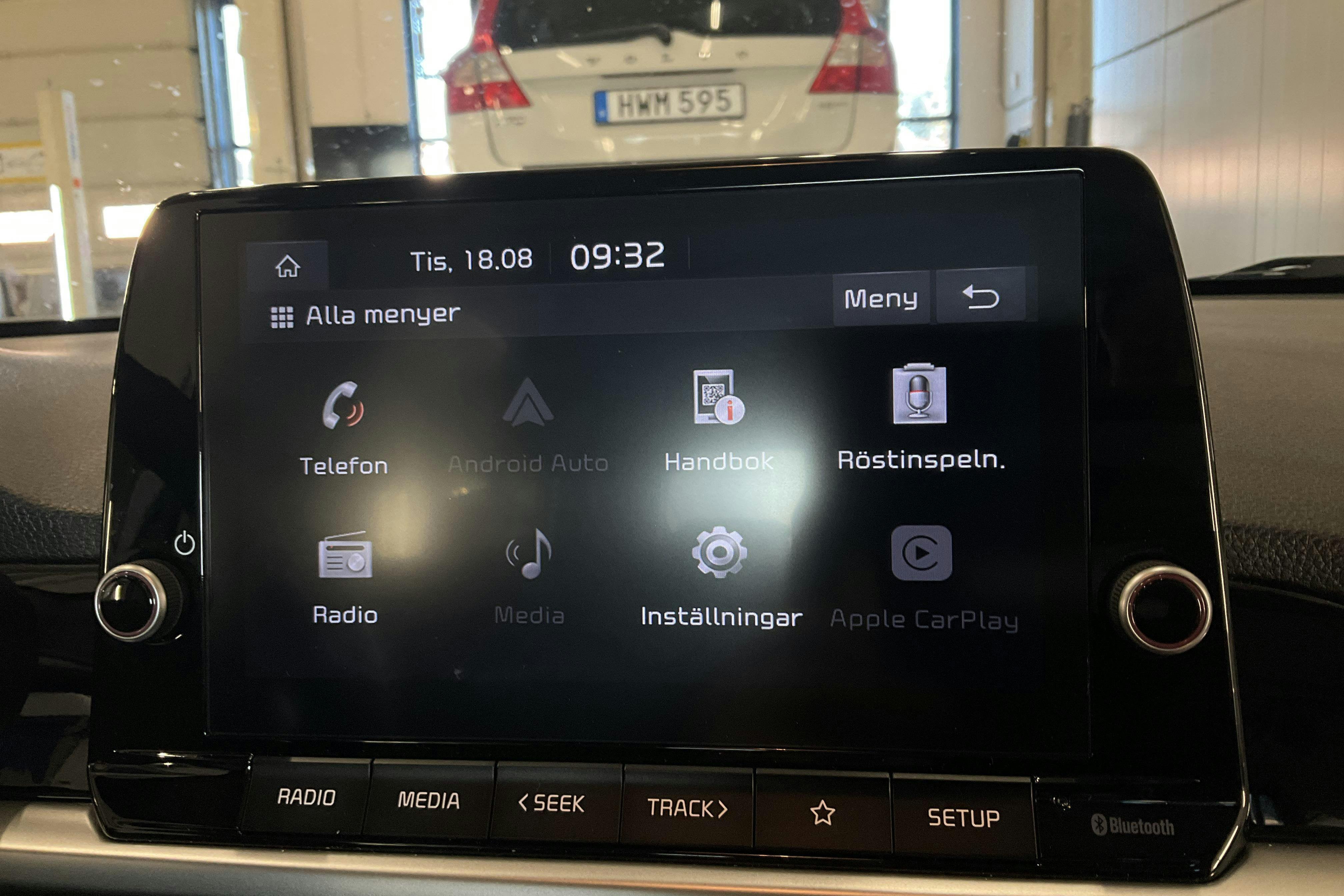 Vehicle Image 13