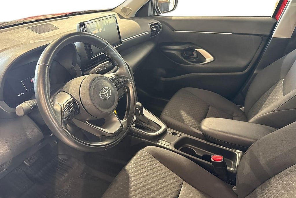 Vehicle Image 14