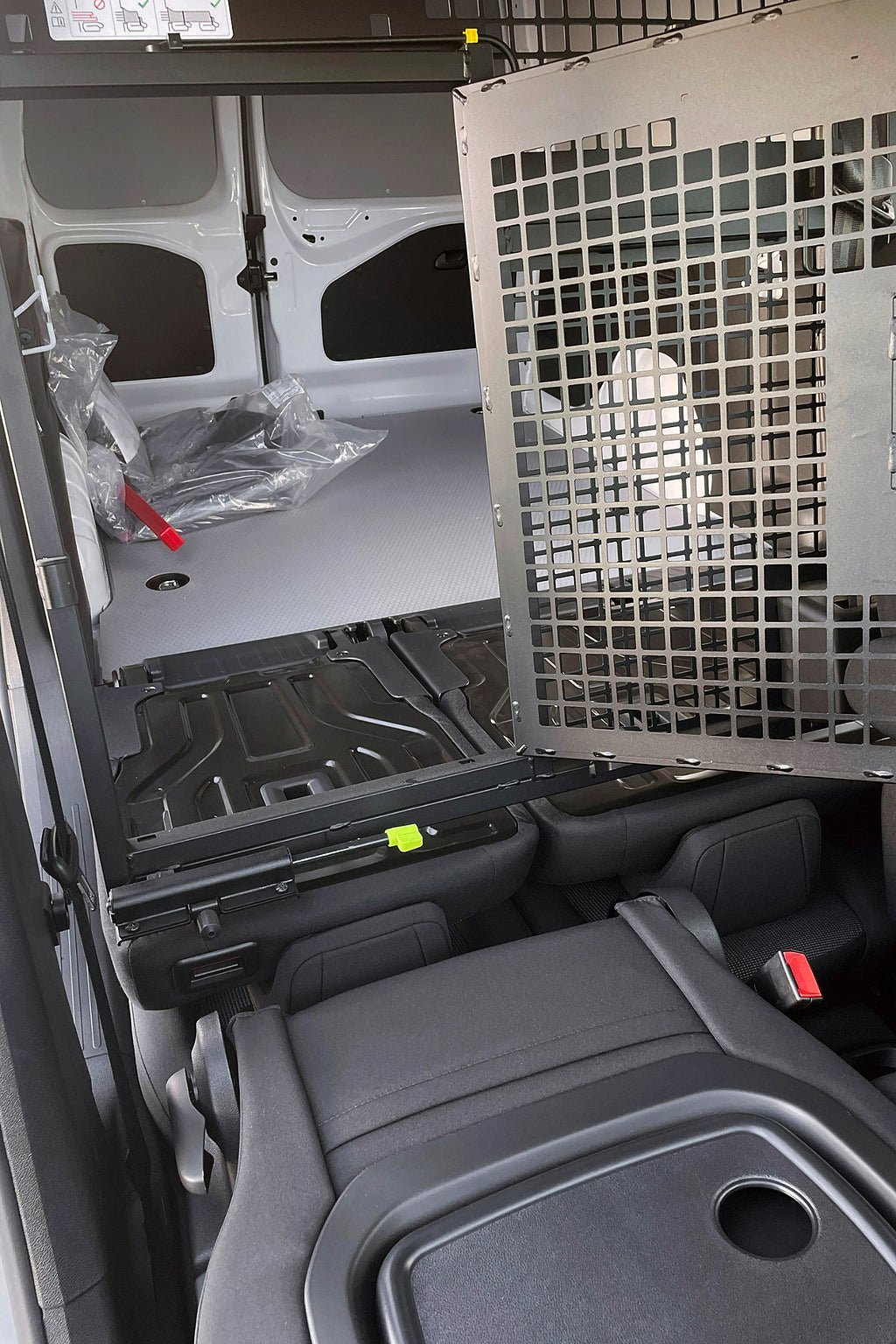 Vehicle Image 19