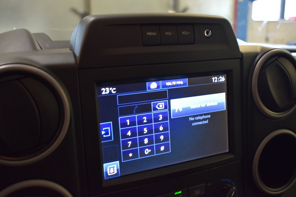 Vehicle Image 9