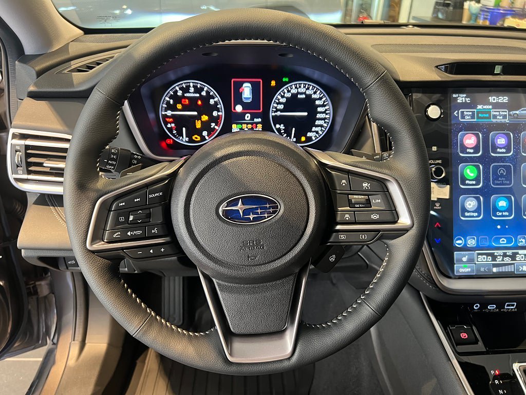 Vehicle Image 8