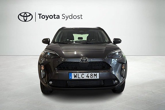 Vehicle Image 6