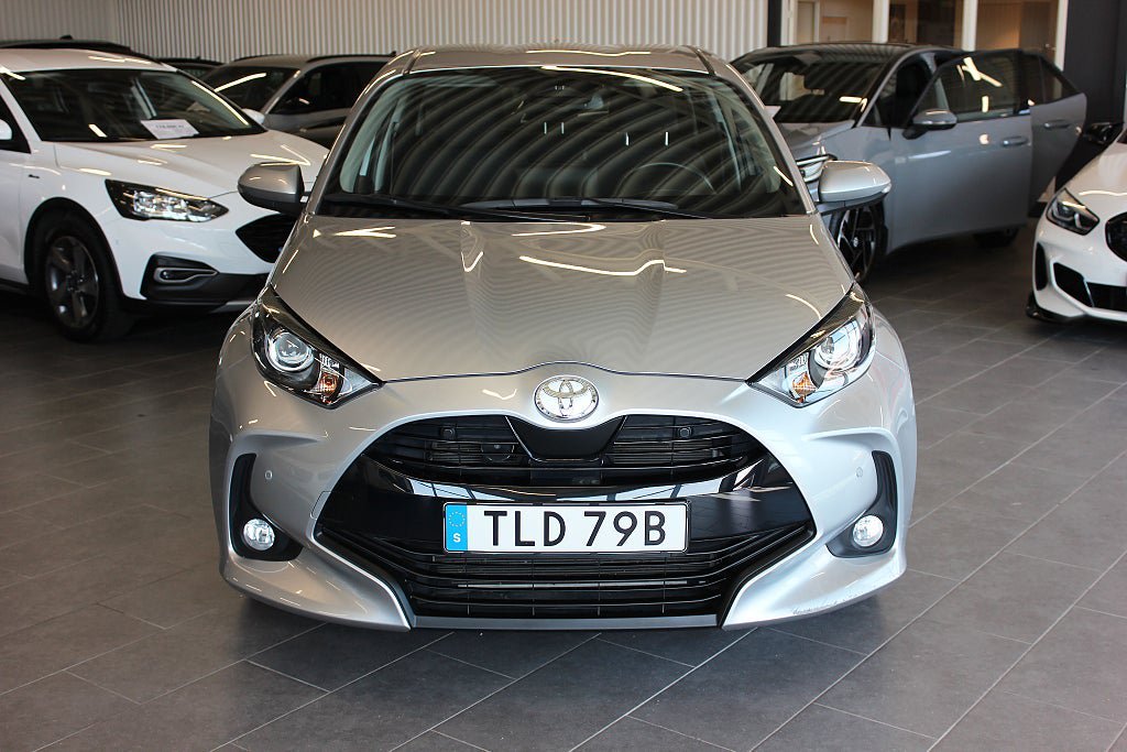 Vehicle Image 7