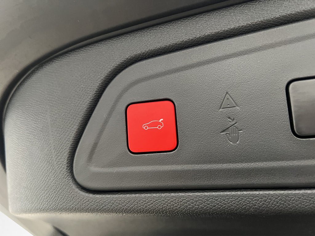 Vehicle Image 28