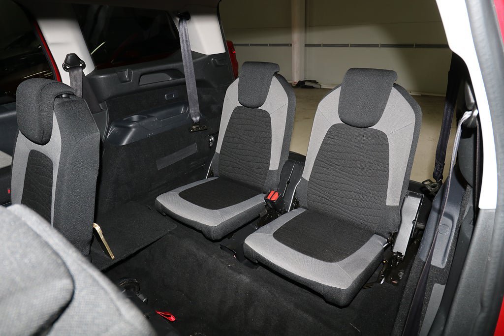 Vehicle Image 14