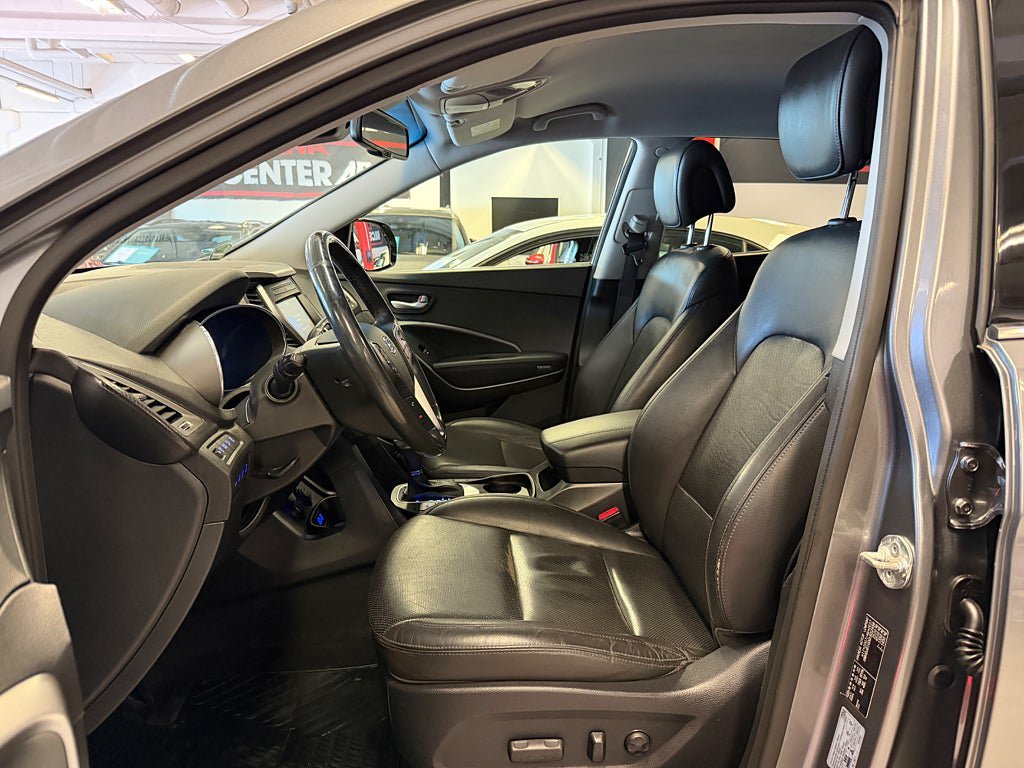 Vehicle Image 19