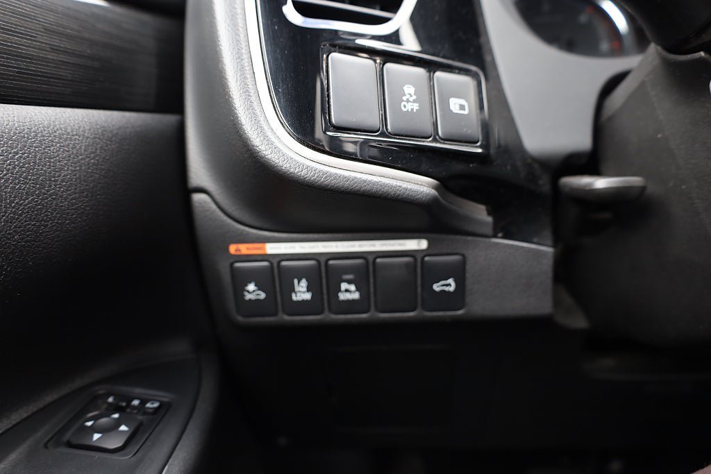 Vehicle Image 26