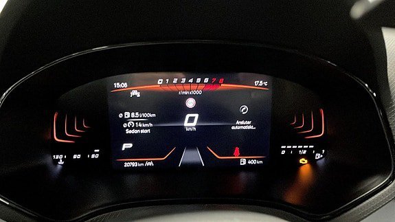 Vehicle Image 14