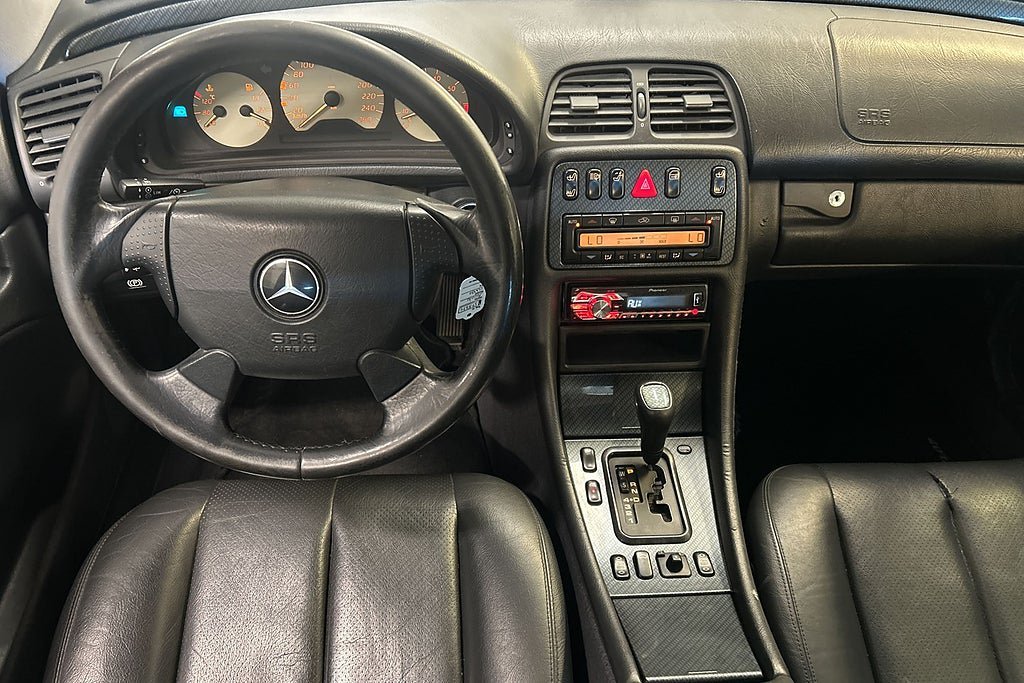 Vehicle Image 23